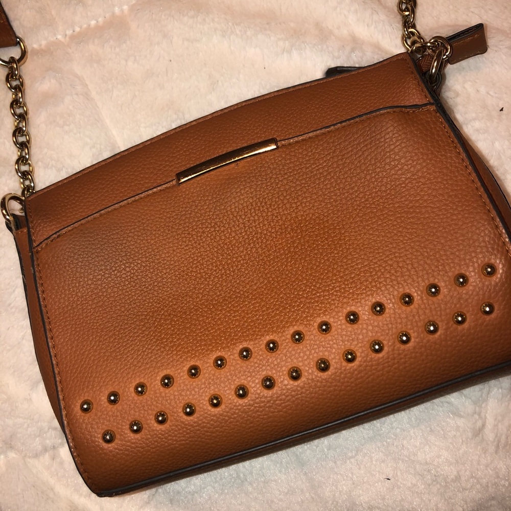 Jennifer Lopez cross body purse